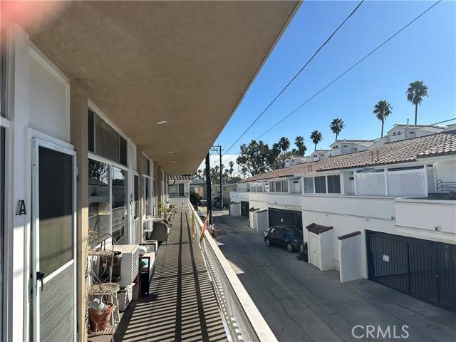 Long Beach, CA 90803,24 Roswell Avenue