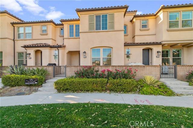 Lake Forest (el Toro), CA 92630,88 Finch