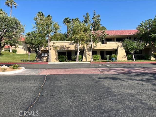 Palm Springs, CA 92262,2801 E Los Felices Circle #D117