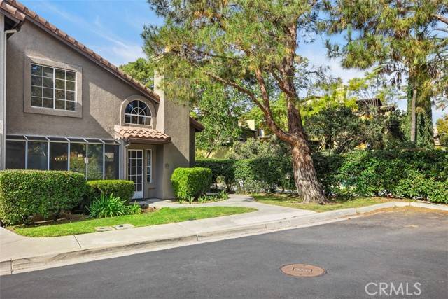 Aliso Viejo, CA 92656,23 Tulip Place