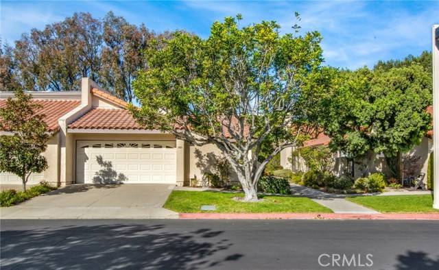 Huntington Beach, CA 92646,8291 Milano Drive #11