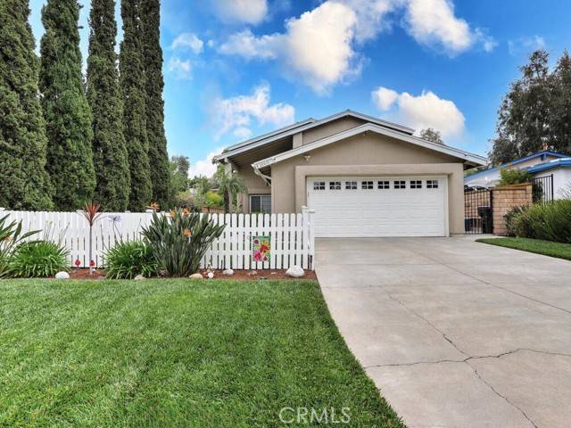 Mission Viejo, CA 92691,27415 Sereno