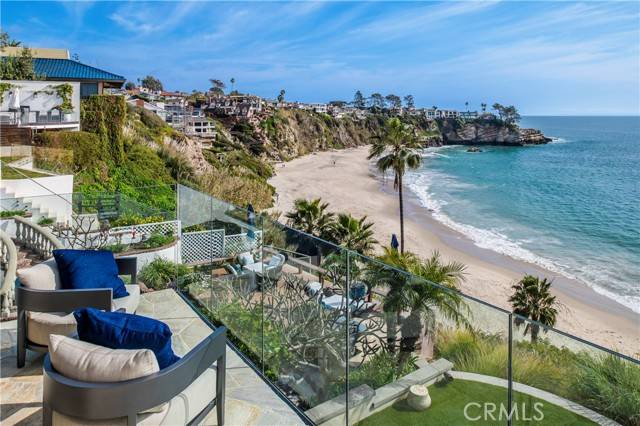 Laguna Beach, CA 92651,26 S La Senda Drive