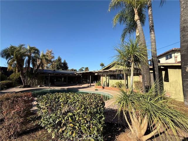 Redlands, CA 92373,522 E Mariposa Drive