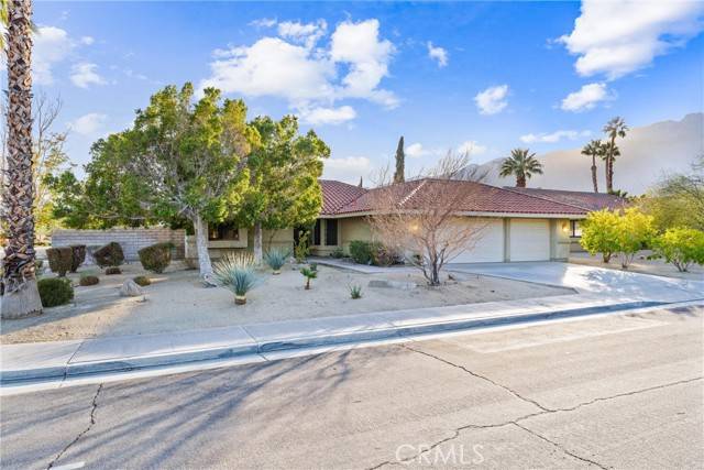 Palm Springs, CA 92262,1495 E Luna Way