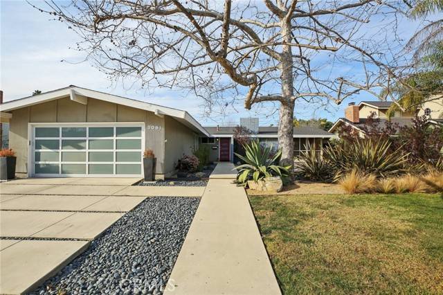 Los Alamitos, CA 90720,3061 Hillrose Drive