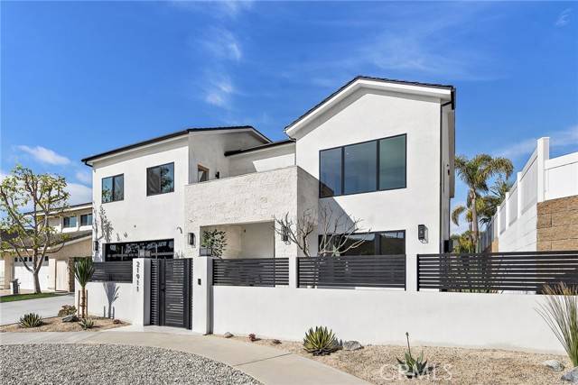 Huntington Beach, CA 92646,21911 Summerwind Lane