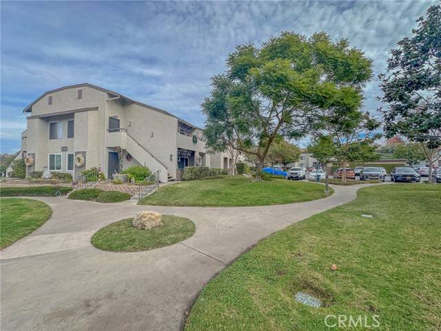 Lake Forest (el Toro), CA 92630,21951 Rimhurst Drive #201