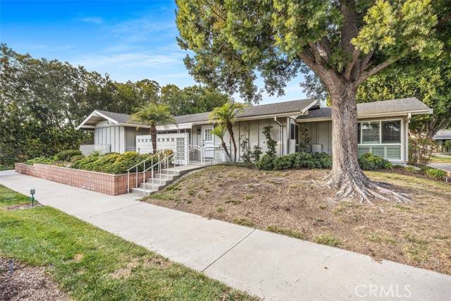 Laguna Woods, CA 92637,340 Ave Sevilla #C