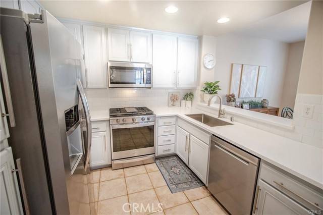 Valencia (santa Clarita), CA 91354,28191 Ashbrook Lane