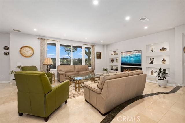 Laguna Niguel, CA 92677,28622 Point Loma