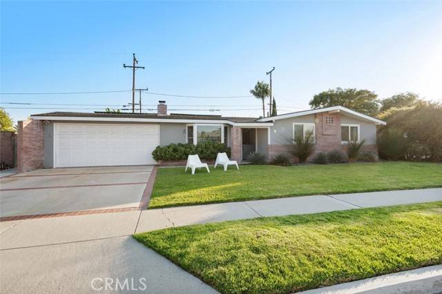 Costa Mesa, CA 92627,271 Rose Lane