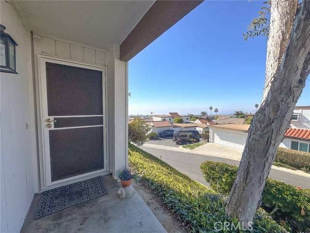 San Clemente, CA 92673,857 Calle Pluma