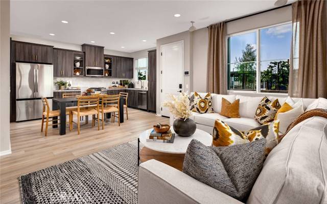 Ontario, CA 91761,4101 S WILDFLAX PASEO #156