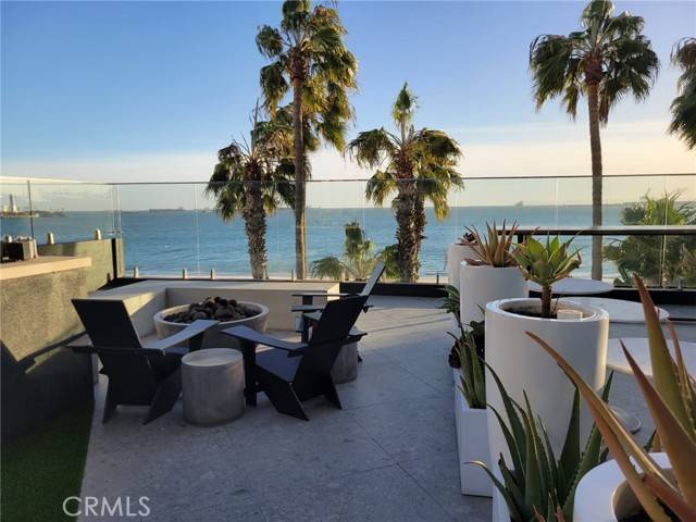 Long Beach, CA 90802,25 15th Place #101