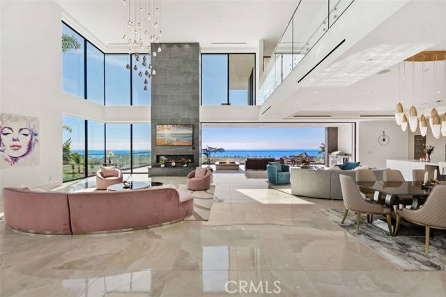 San Clemente, CA 92673,4 Via Cancha