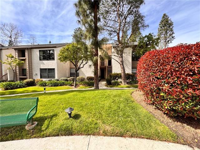 Laguna Hills, CA 92656,26701 Quail #11