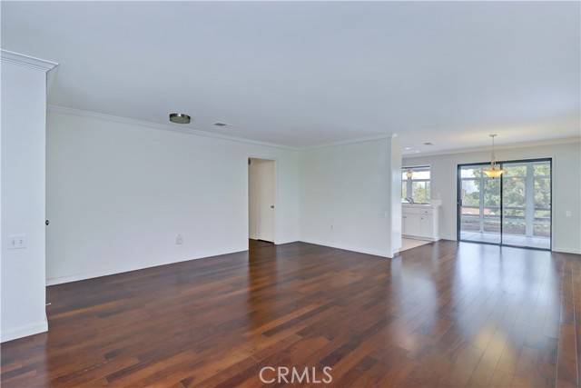 Laguna Woods, CA 92637,3200 Via Buena Vista #C