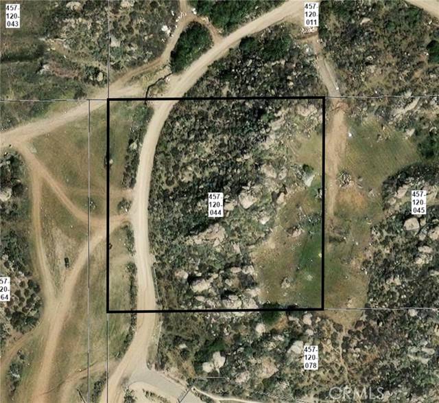 Homeland, CA 92548,44 Falcon View