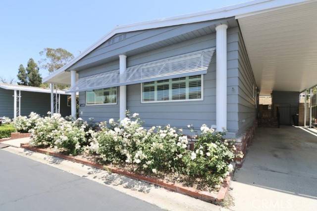 Yorba Linda, CA 92886,3688 Lake Grove Drive #29