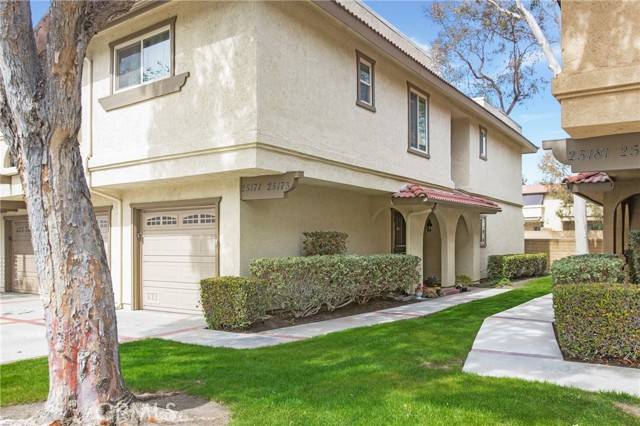 Lake Forest (el Toro), CA 92630,25173 Oak Canyon Lane #4