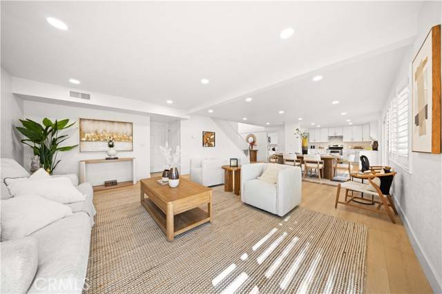 Irvine, CA 92620,13742 Onkayha Circle
