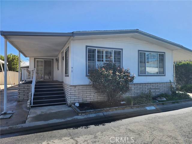 Huntington Beach, CA 92646,18601 Newland Street #71