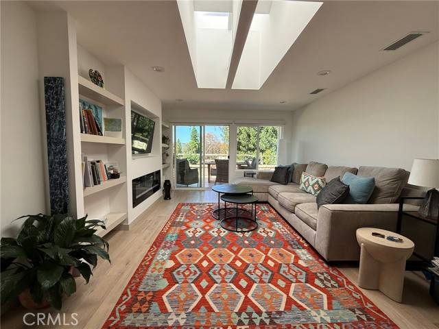Laguna Woods, CA 92637,3199 Via Buena #D