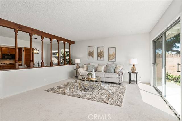 Huntington Beach, CA 92649,5032 Galway Circle