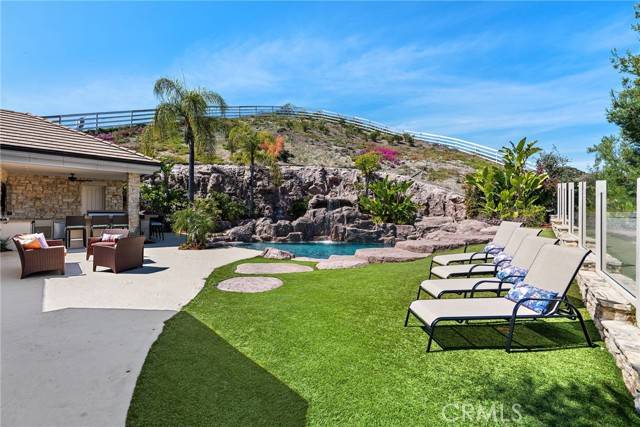 Laguna Hills, CA 92679,6 Via Presea