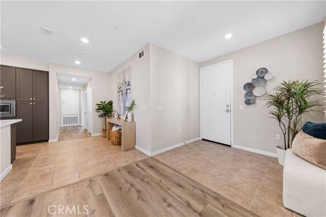 Irvine, CA 92612,107 Bowery