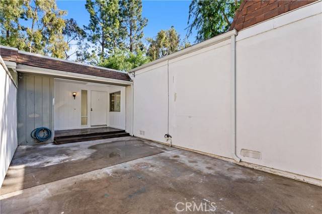 Laguna Hills, CA 92653,22085 Caminito Amor