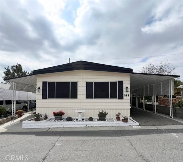 La Habra, CA 90631,1001 W Lambert Road #327