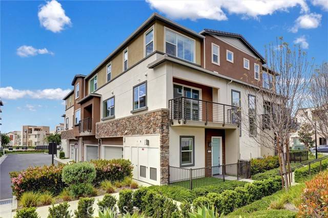 Lake Forest (el Toro), CA 92630,132 Denali