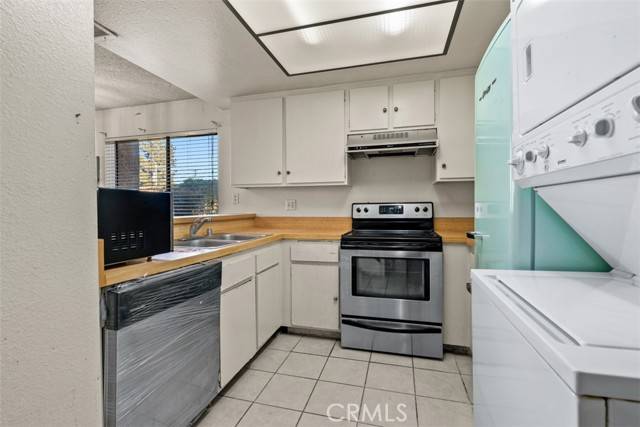 Ontario, CA 91762,913 S Mountain Ave