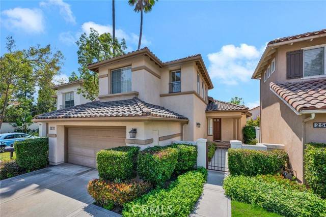 Tustin, CA 92782,2516 Lewis Drive