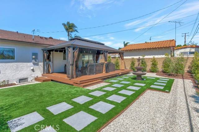 La Habra, CA 90631,300 Deanna Street