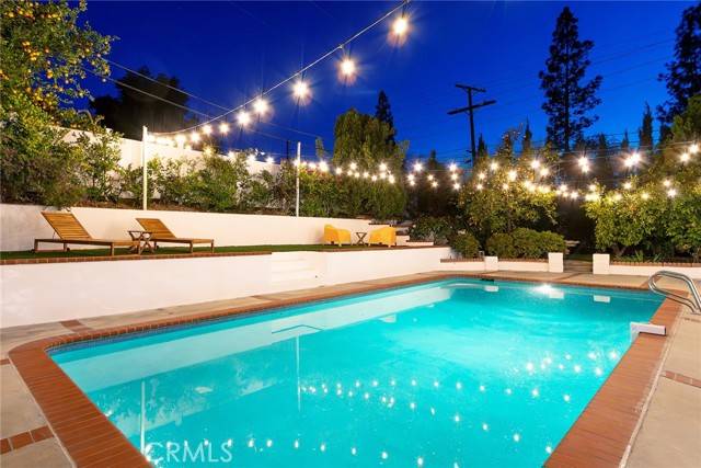 Woodland Hills (los Angeles), CA 91364,23020 Lita Place