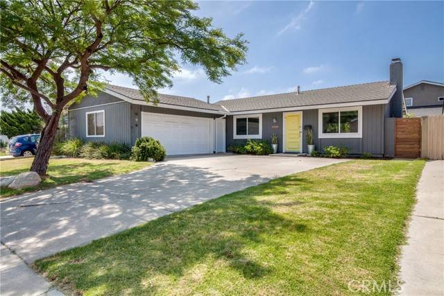 Huntington Beach, CA 92647,6352 Braemar Drive