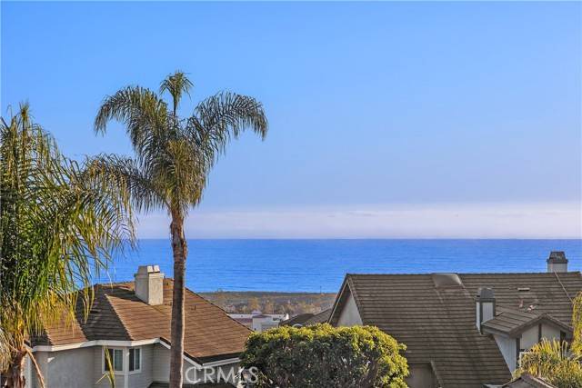 San Clemente, CA 92673,2107 Camino Laurel
