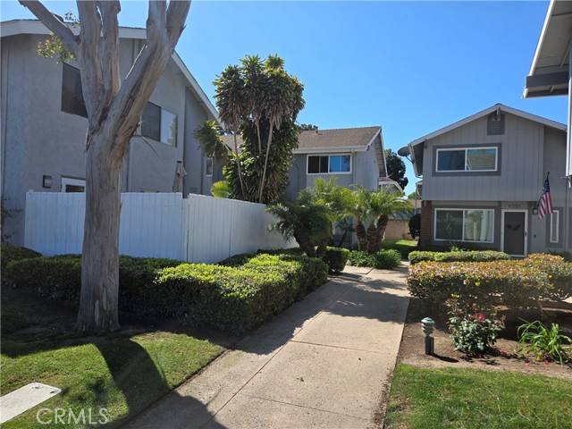 Huntington Beach, CA 92646,9554 Bickley Drive #8
