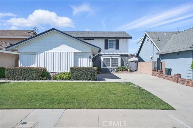 La Palma, CA 90623,5201 Del Serra Circle