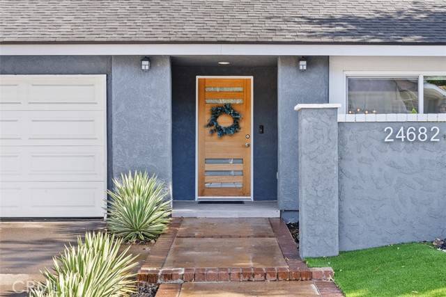 Mission Viejo, CA 92692,24682 Via San Fernando