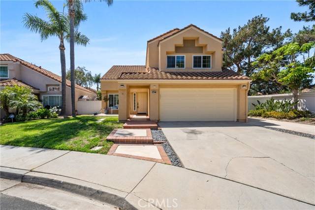 Irvine, CA 92614,67 Barcelona