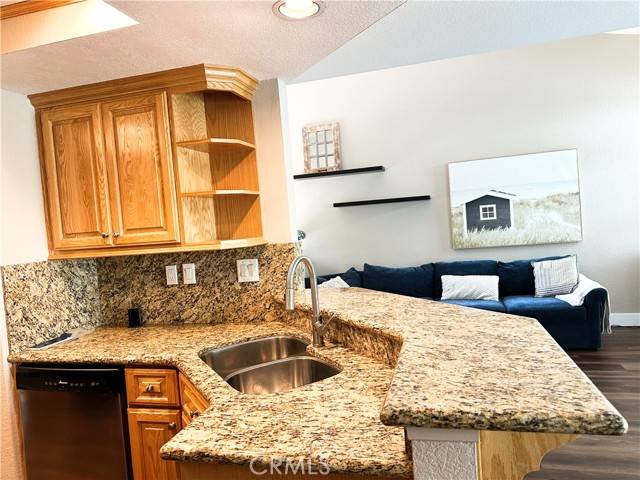 Tustin, CA 92782,2321 Sugar Maple Place #88