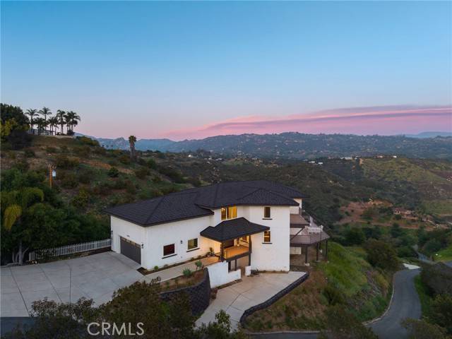 Fallbrook, CA 92028,4385 Rainbow Vista Drive