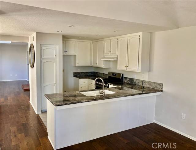 San Clemente, CA 92673,3014 Enrique #98