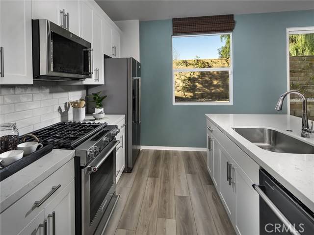 Redlands, CA 92374,2149 Bergamot Street