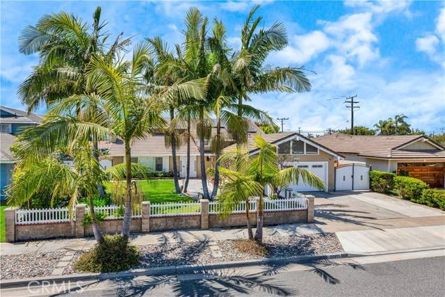Fountain Valley, CA 92708,17217 Oak Street