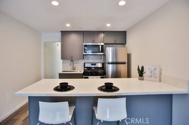 Fountain Valley, CA 92708,17200 Newhope Street #206